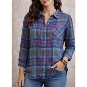 Natural Reflections flannel plaid button down M